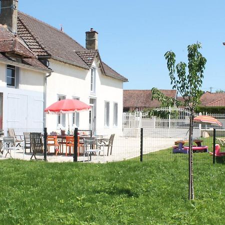La Ferme De Mon Enfance Villa Villechétif Eksteriør billede